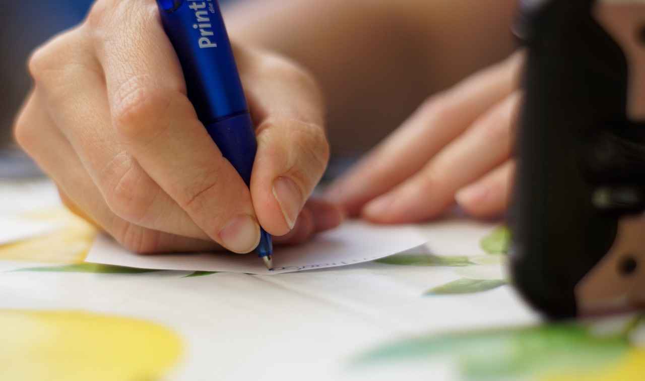 Demirkapı'daki Alışveriş ve Ticaret Alanları