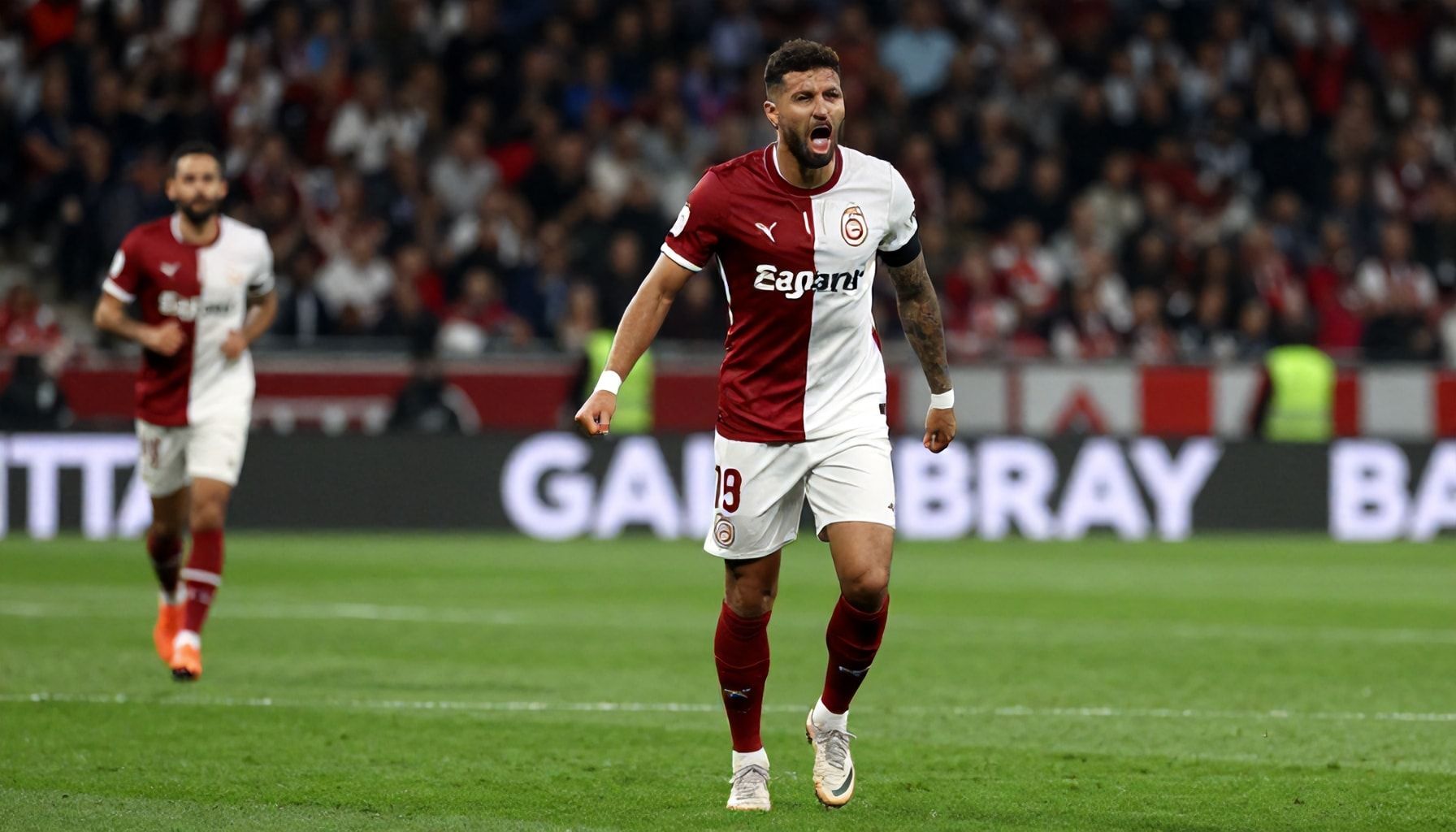 Galatasaray'ın Yükselişini Anlamak: Az ile Nasıl İleri Gitmelisiniz?*