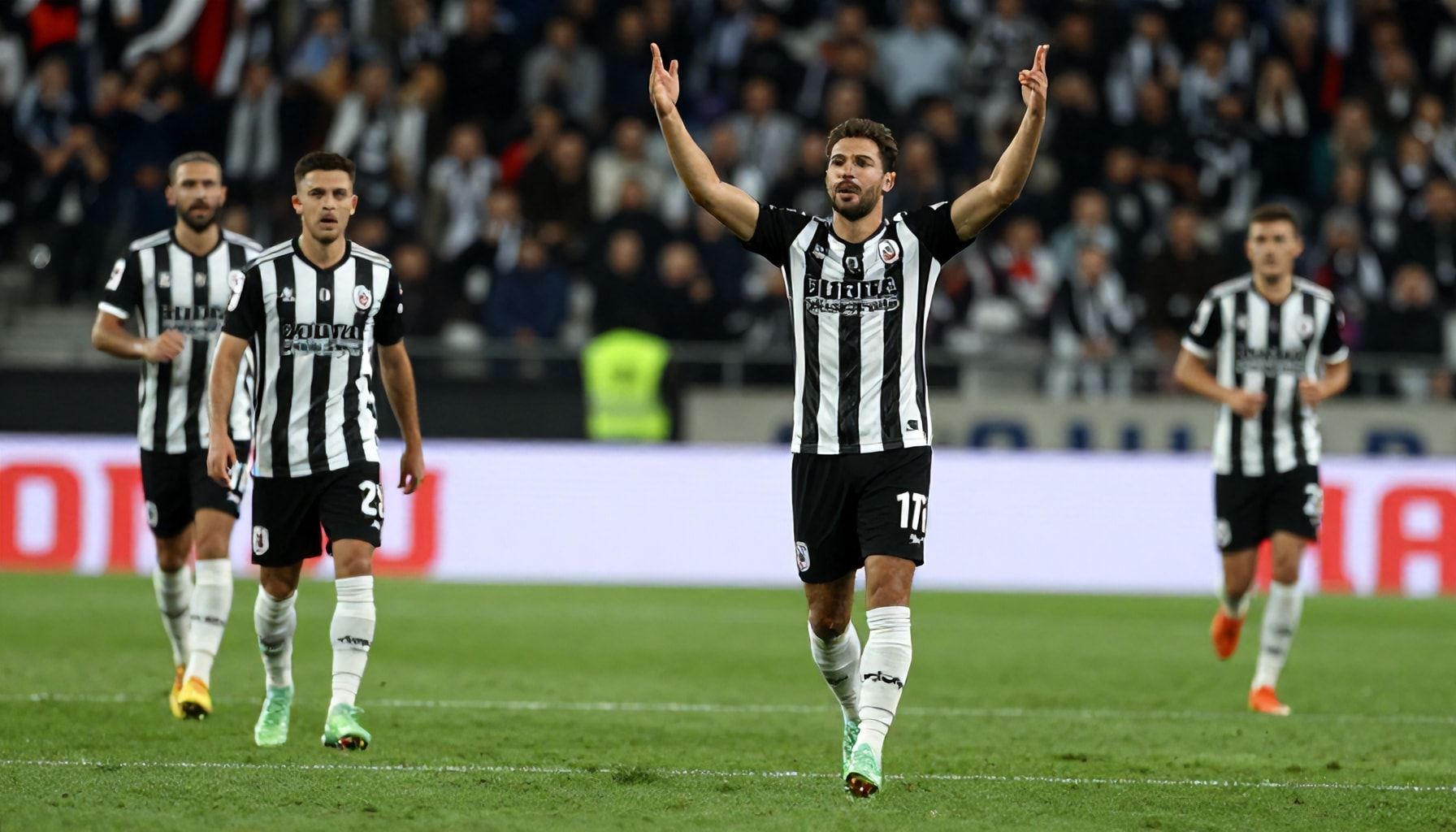 Ligde üstünlüğü korumak için Beşiktaş'ın Kırklarelispor'a karşı zaferinin gerçek anlamı*