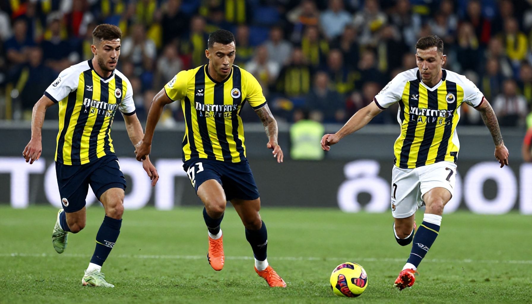5 Yöntemle Fenerbahçe ve Hatayspor'un Oyun Tarzını Karşılaştırın*