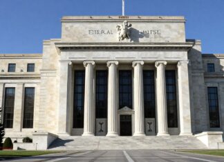 Fed Faiz Kararı: Yatırımcılar İçin Fırsatlar ve Riskler