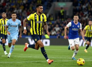 Rangers-Fenerbahçe maçı: Takımların performansını ve stratejilerini inceleyin